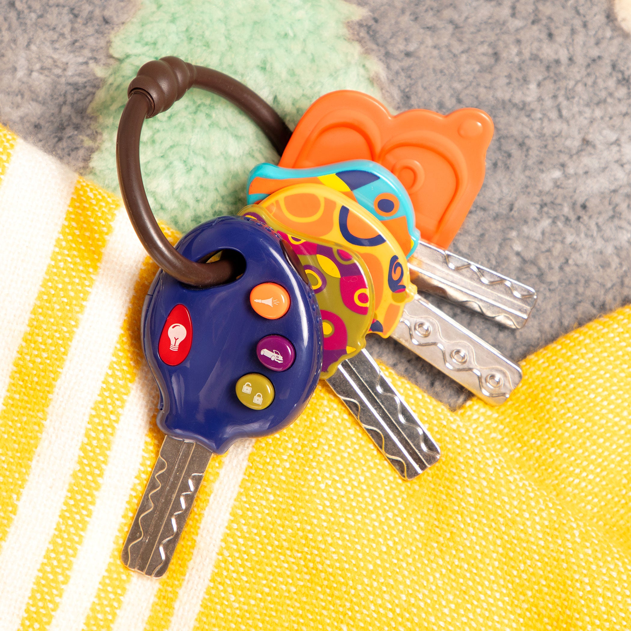 Luckey car key toy for baby navy