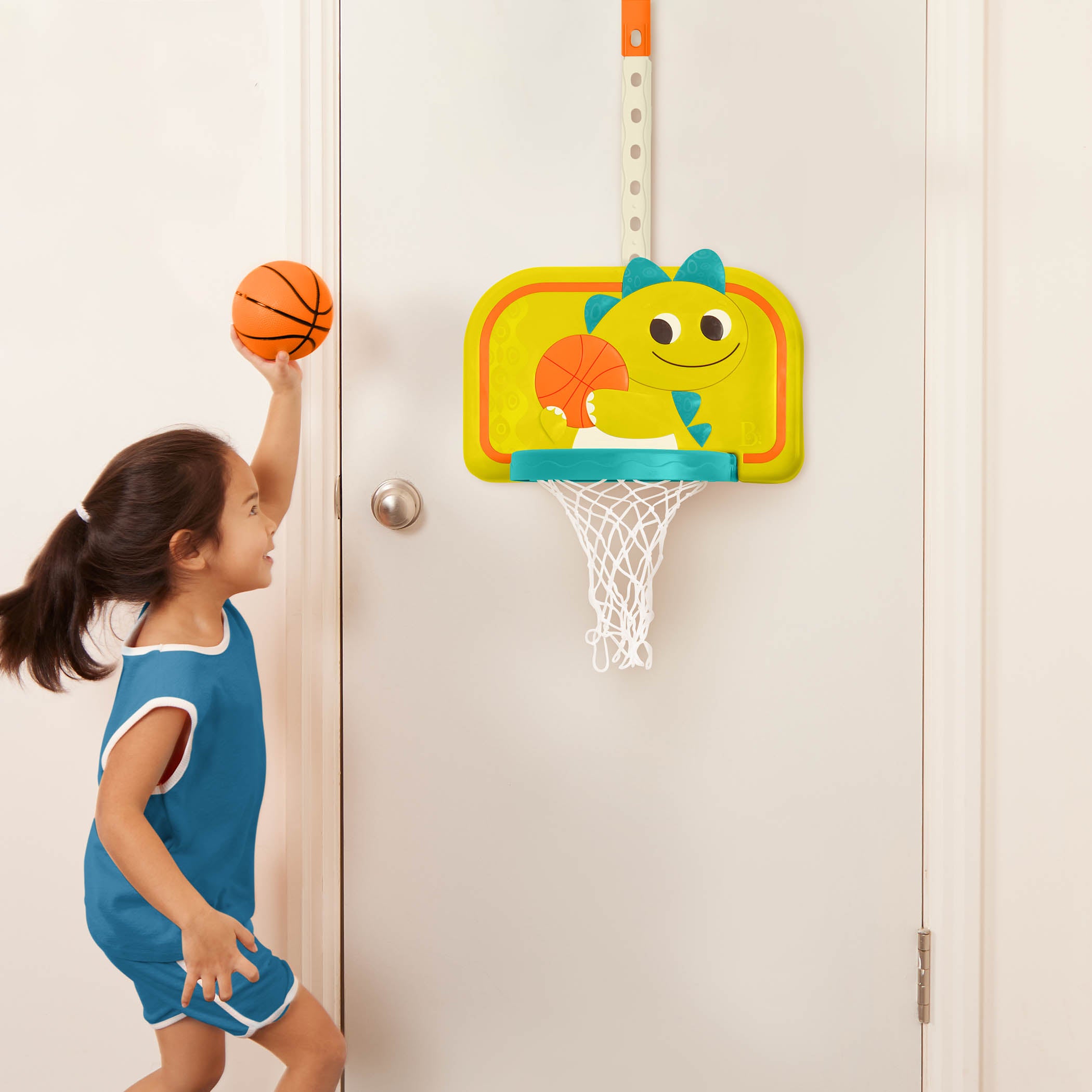 Adjustable kids basketball net door hanging